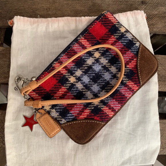 Coach Plaid Wool Wristlet Coin Change Purse(EUC) - Picture 14 of 16